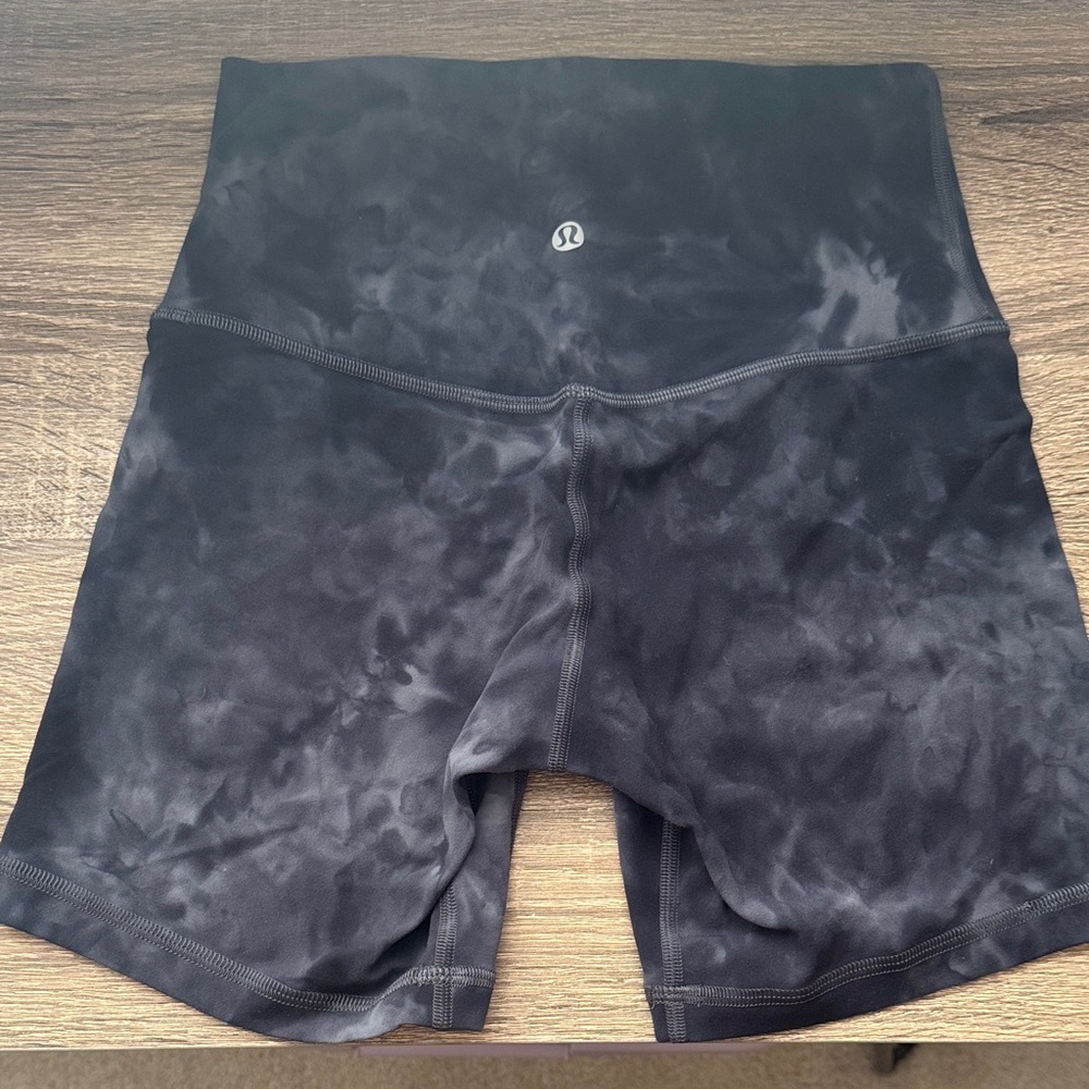 Lululemon Align High-Rise Short 6” - Picture 2 of 3
